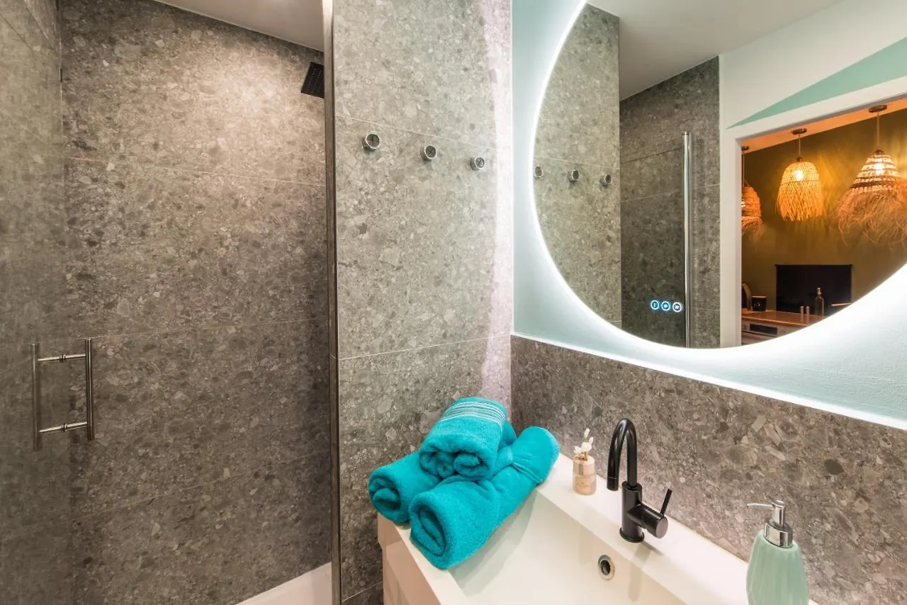 Bel Appart Renove - La Boheme Hyeres Apartment